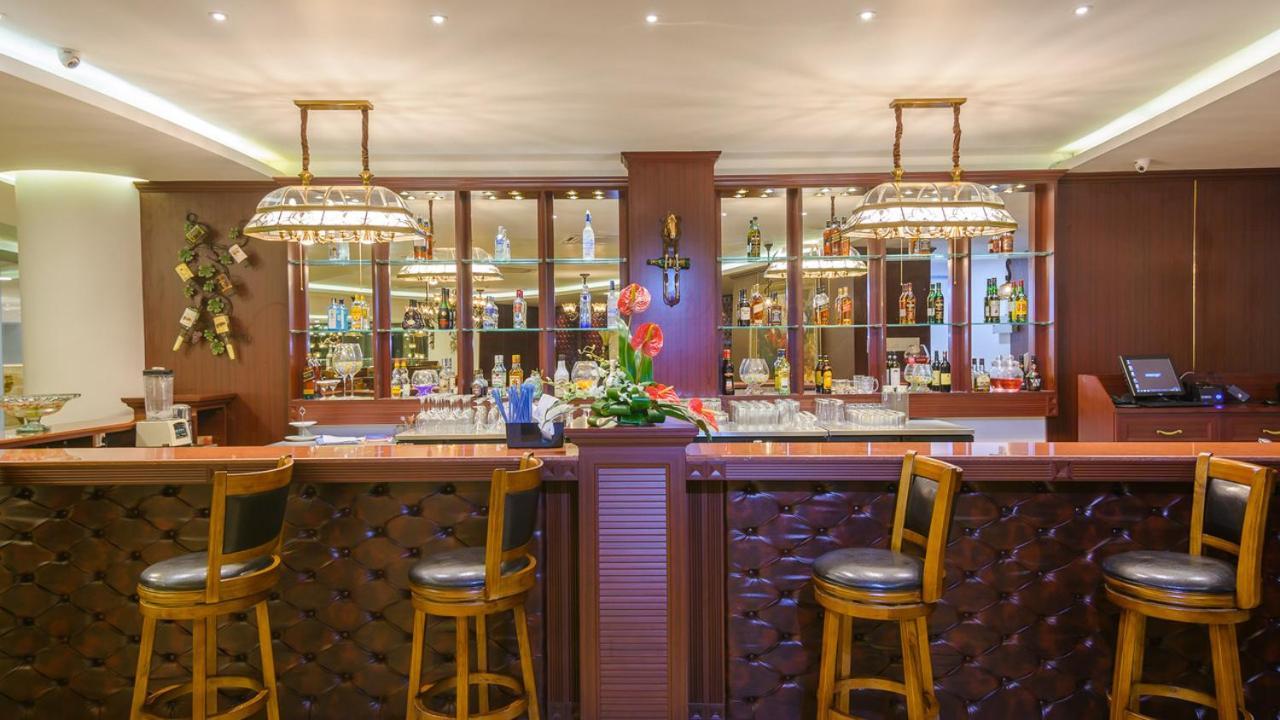 Park Regis Goa Otel Arpora Dış mekan fotoğraf